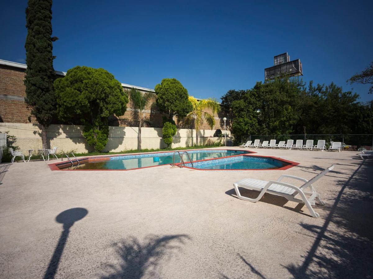 Capital O 88 Inn San Nicolás de los Garzas Εξωτερικό φωτογραφία