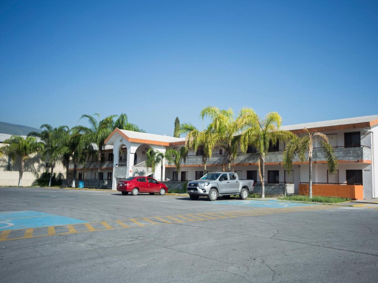 Capital O 88 Inn San Nicolás de los Garzas Εξωτερικό φωτογραφία